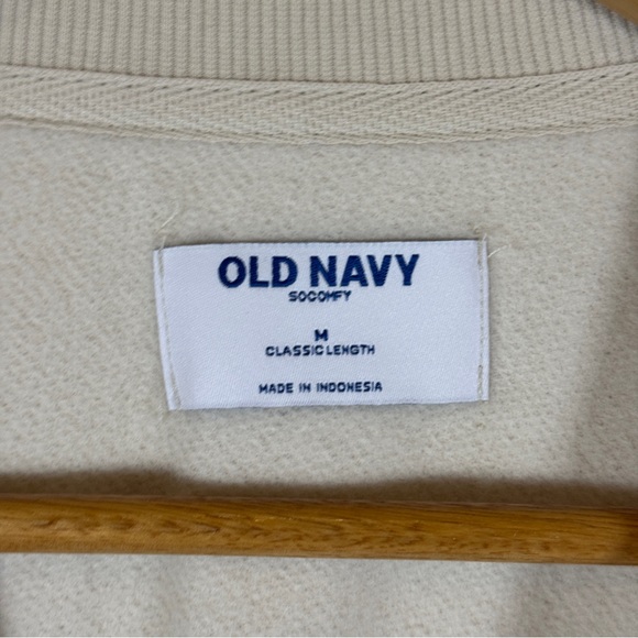 Old Navy Cream Vintage SoComfy Crewneck Sweatshirt - Picture 4 of 7